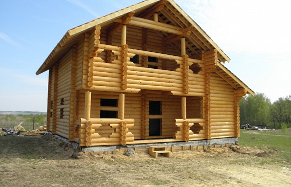 Построенный домСтроительство дома из бревна